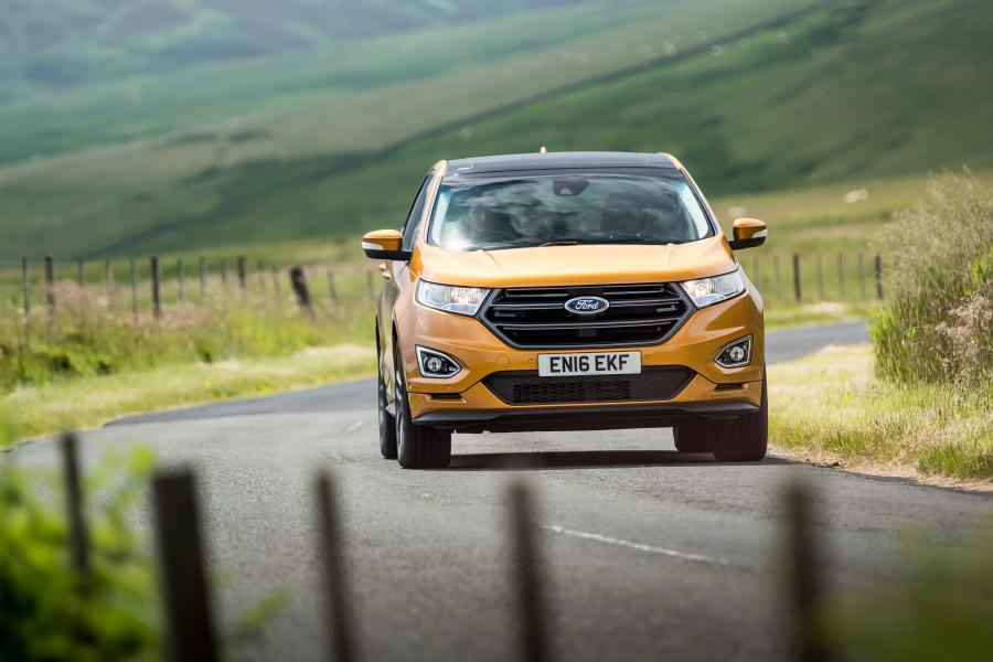  Ford Edge Sport 2016 года  (UK) (фото 8 из 27)